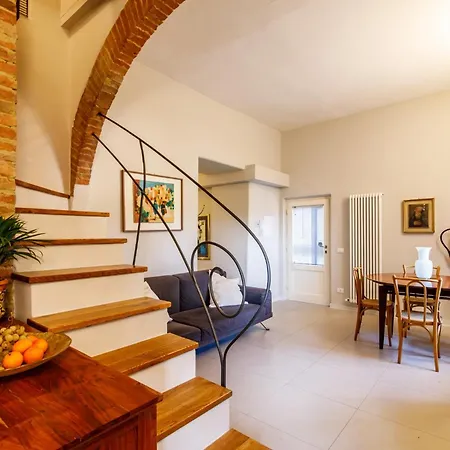 Porta Romana Elegant With Private Parking! Siena