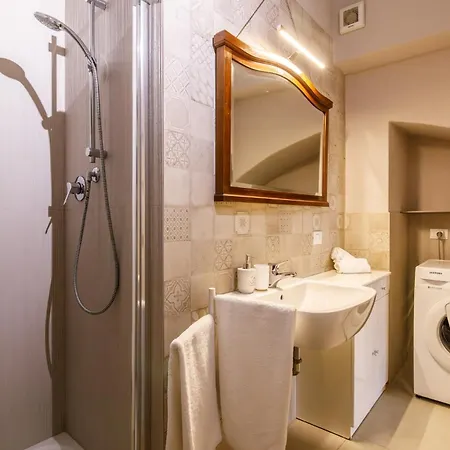 Apartamento Porta Romana Elegant With Private Parking! Siena